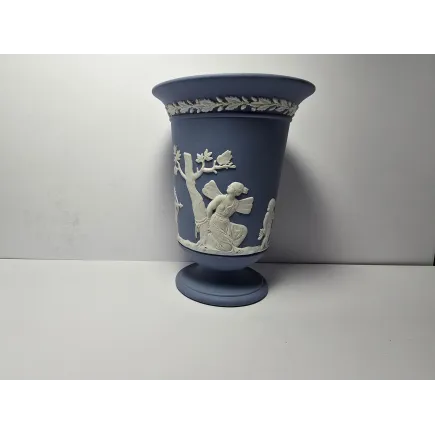 Wedgwood Jasperware Blue & White Pedestal Vase Urn – Classical Relief – Vintage
