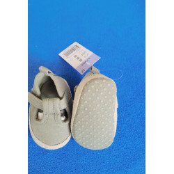Baby Soft Sole Shoes – Sage Green – Non-Slip – New with Tags – 0–3 Months